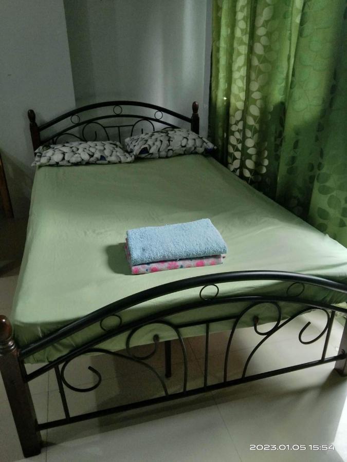Kassel Residences Staycation Near Naia - Moonwalk Paranaque Paranaque City Екстер'єр фото
