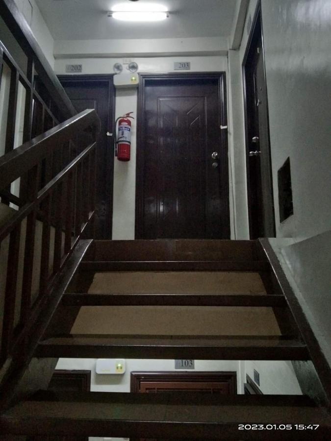 Kassel Residences Staycation Near Naia - Moonwalk Paranaque Paranaque City Екстер'єр фото
