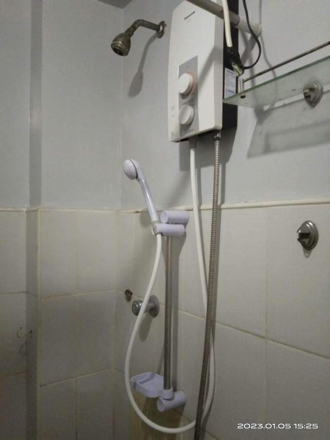Kassel Residences Staycation Near Naia - Moonwalk Paranaque Paranaque City Екстер'єр фото