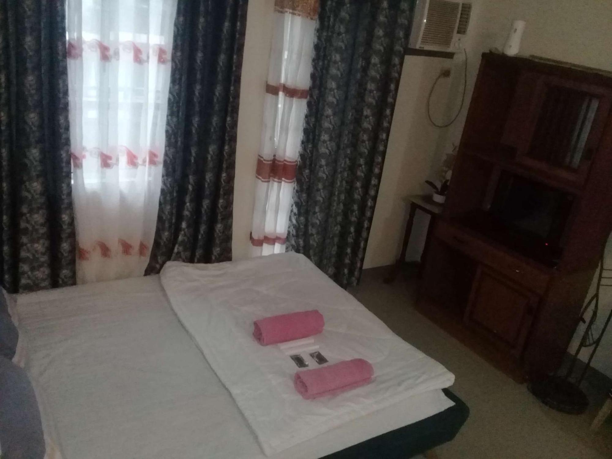 Kassel Residences Staycation Near Naia - Moonwalk Paranaque Paranaque City Екстер'єр фото